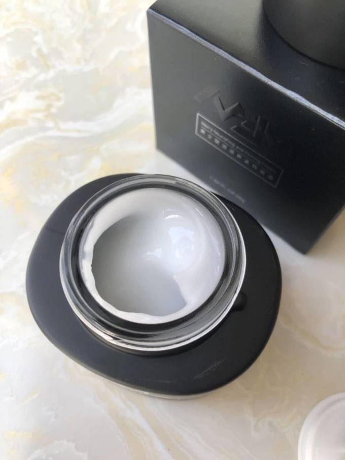 天冷你男朋友有了吗爵威尔男士面霜