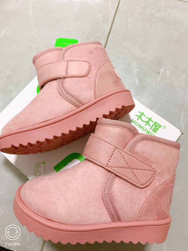 可爱萌趣的雪地靴