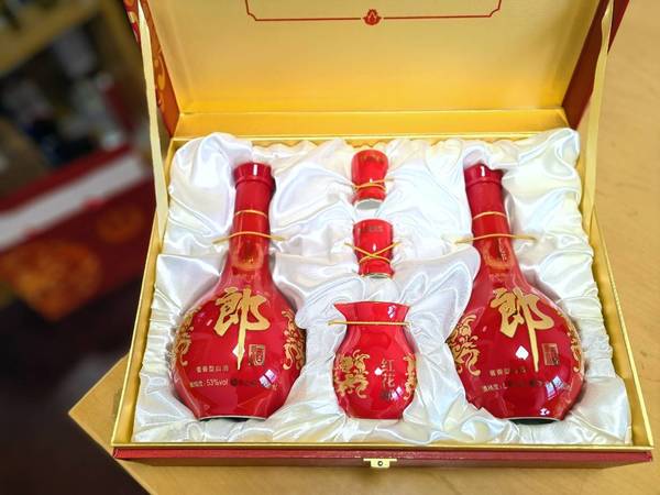 非常喜庆的春节送礼好酒-红花郎红十礼盒