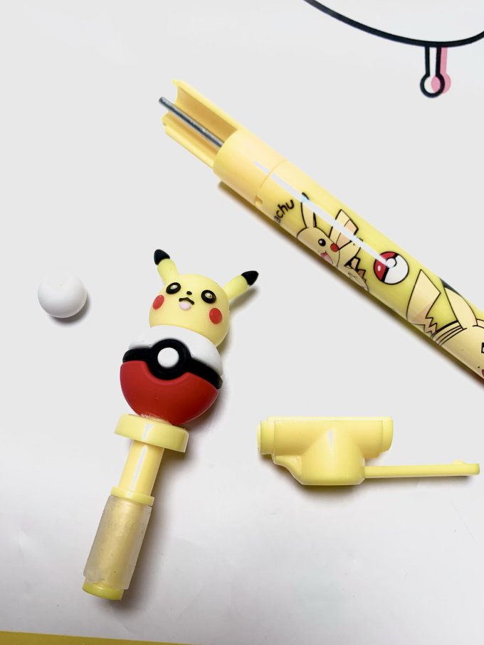 中性笔怎么样 学习娱乐解压都不误,可爱的皮卡丘转转笔_什么值得买