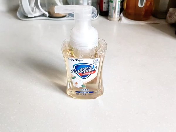 舒肤佳白茶味泡沫洗手液