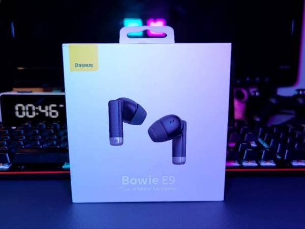 baseus倍思bowiee9半入耳式真无线动圈蓝牙耳机无线充电曜石黑typec