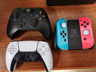 入手switch，达成三机党。