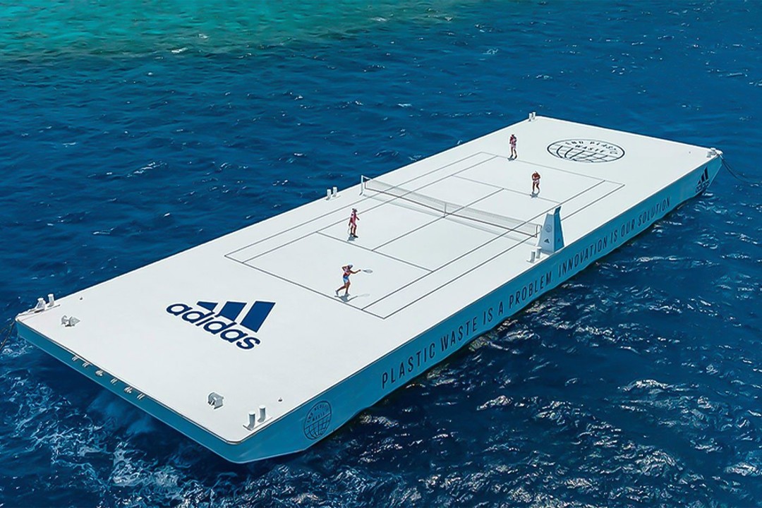Adidas做了个漂浮网球场？苹果前首席设计师看了都说不错