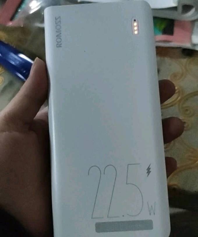 罗马仕pph80-611-1121移动电源怎么样 罗马仕sense6 22.