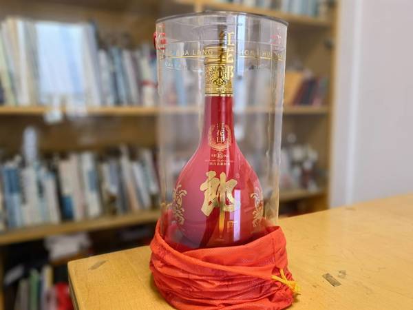 品质更胜一筹-郎酒 红花郎十五