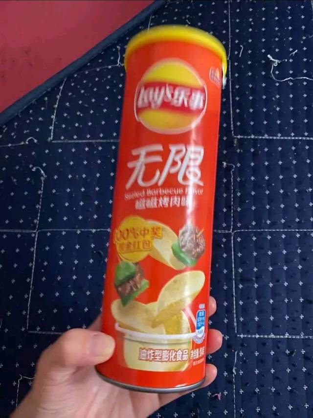 乐事薯片超好吃，过年屯起来