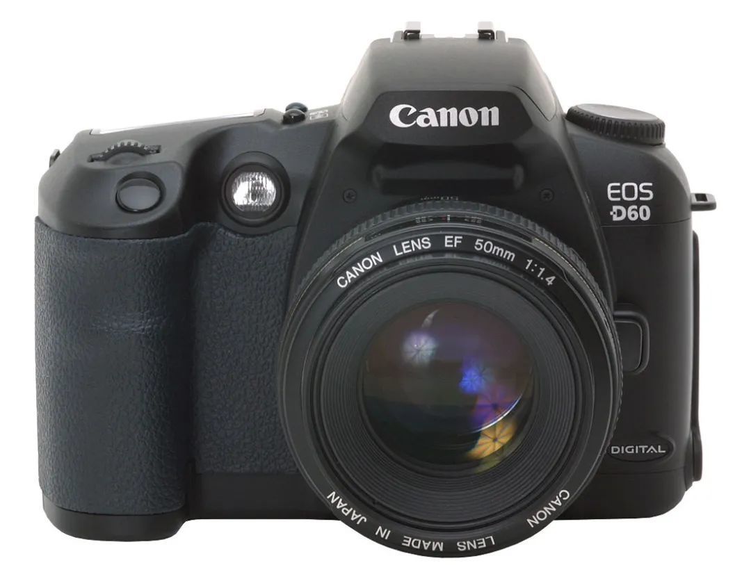 不到两年,2002年2月,佳能推出升级产品eos d60.