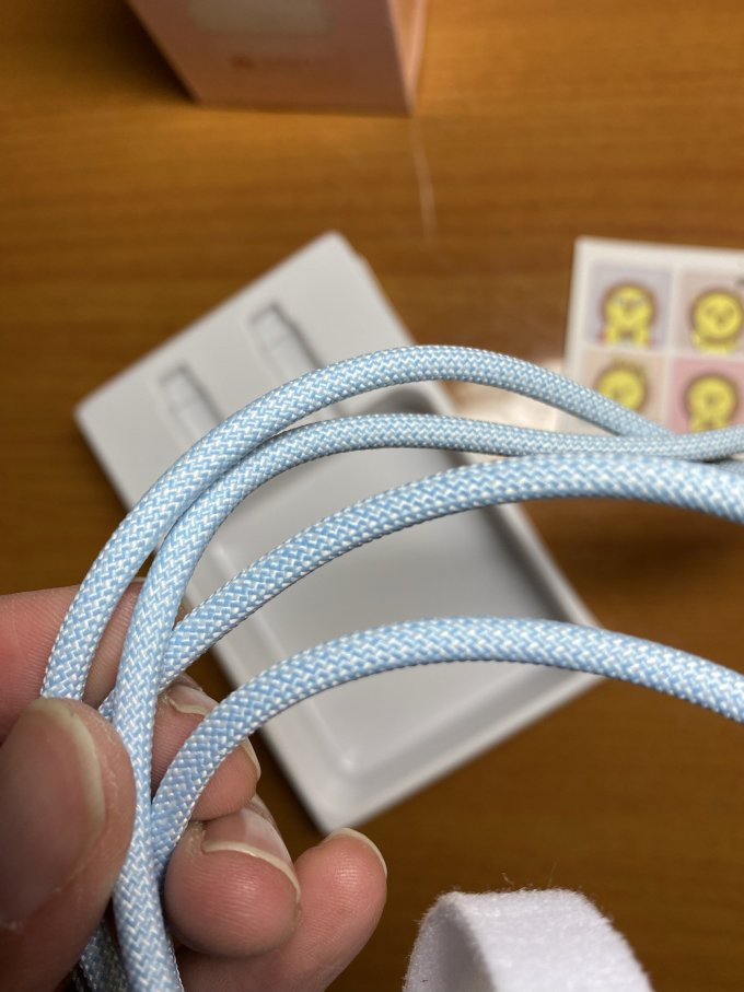 倍思数据线怎么样 倍思100瓦双头typec线真是太漂亮了_什么值得买