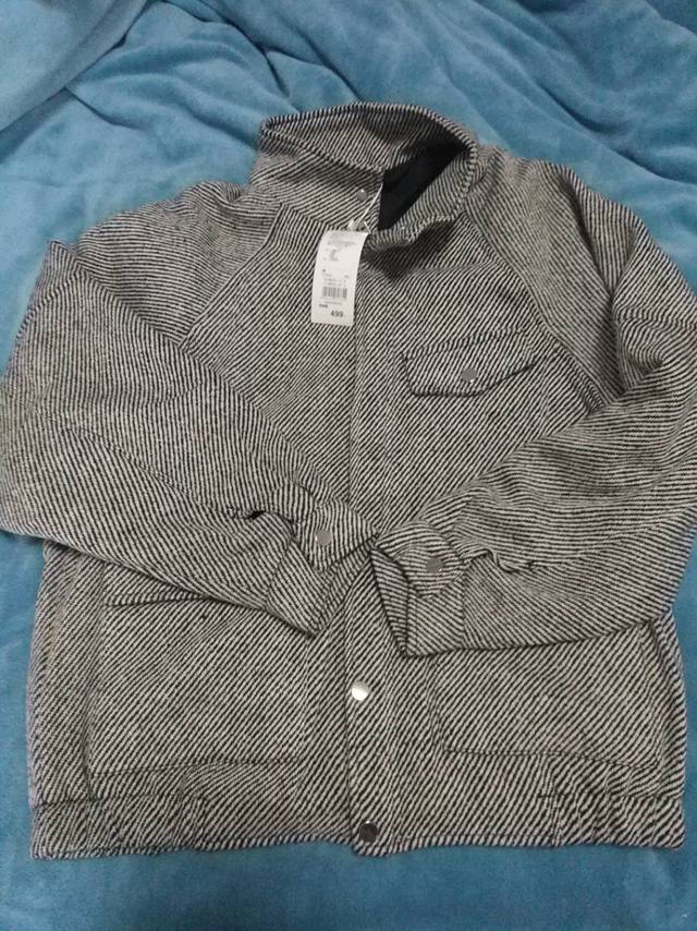 性价比极高邦威羊毛呢子衣