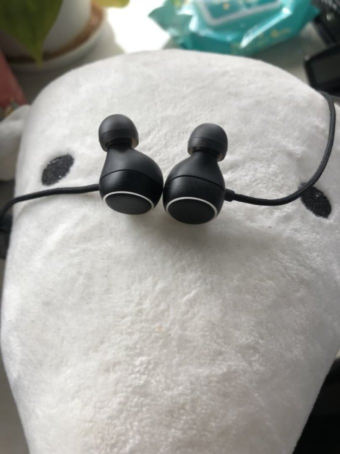 哈曼卡顿耳塞式耳机