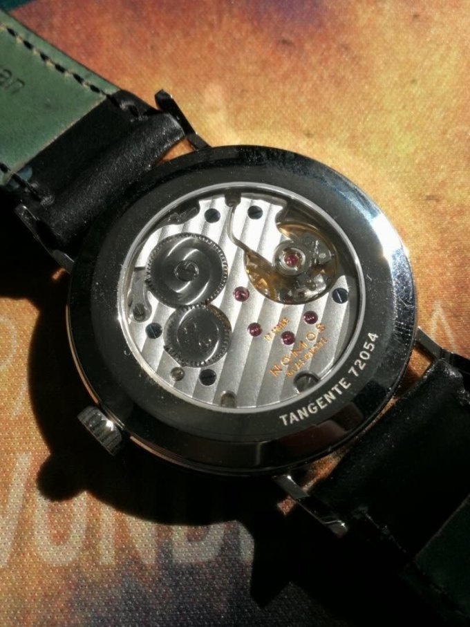 诺莫斯男款机械表