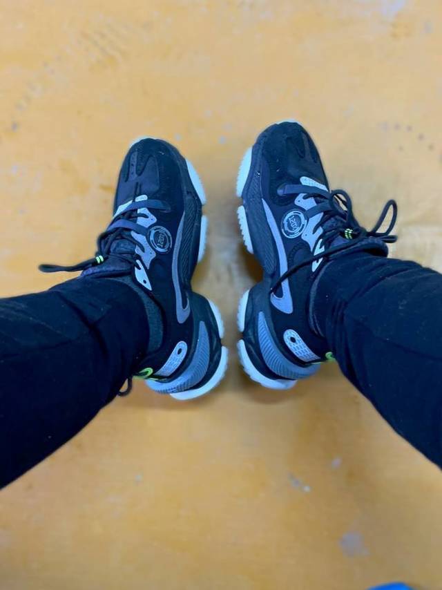 李宁男子休闲运动鞋