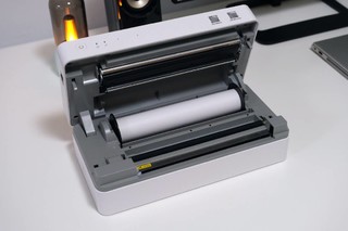 这台打印机像是学习机，适合孩子