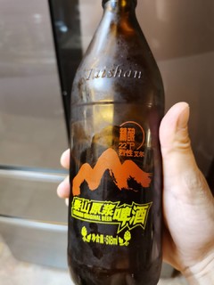 年味越来越少 唯有酒不可缺少