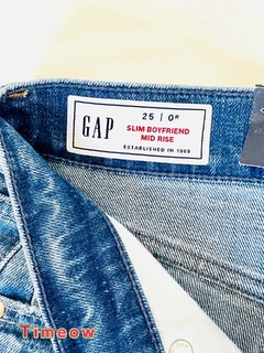 新年新裤子-Gap男友风牛仔裤