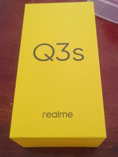 性价比很高的realme q3s
