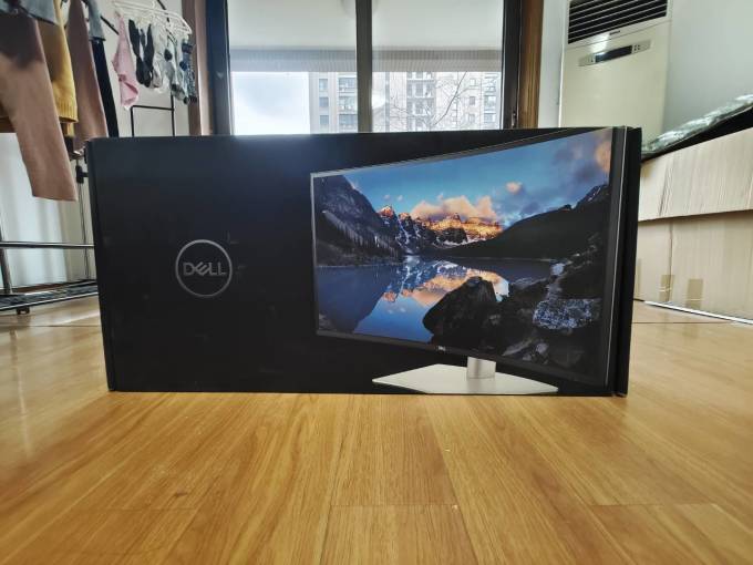 戴尔u3421we显示器怎么样 34寸带鱼屏极致体验,钱包空了不后悔.