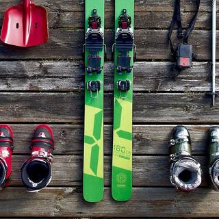 滑雪装备怎么买？新手购买单品全攻略清单来了！