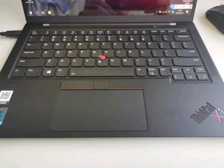 联想ThinkPad X1 Carbon