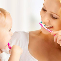 孩子不爱刷牙啥办？分享小妙招，让他主动刷牙