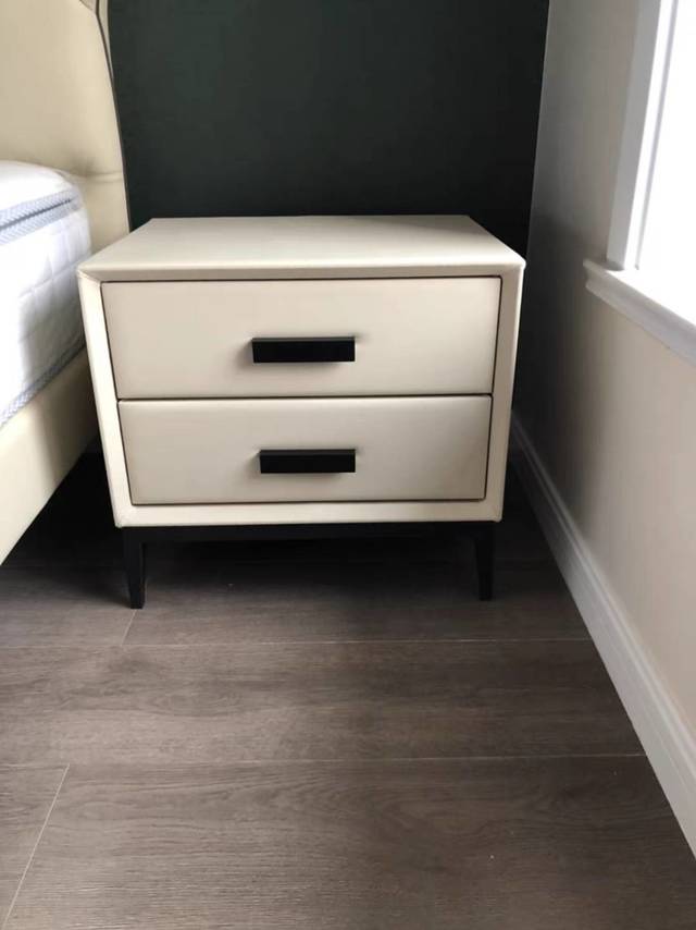 喜临门。新年舔新家具  实木大容量 床头