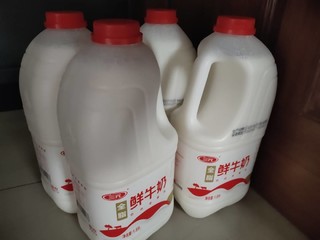 三元1.8升鲜牛奶，值得购买