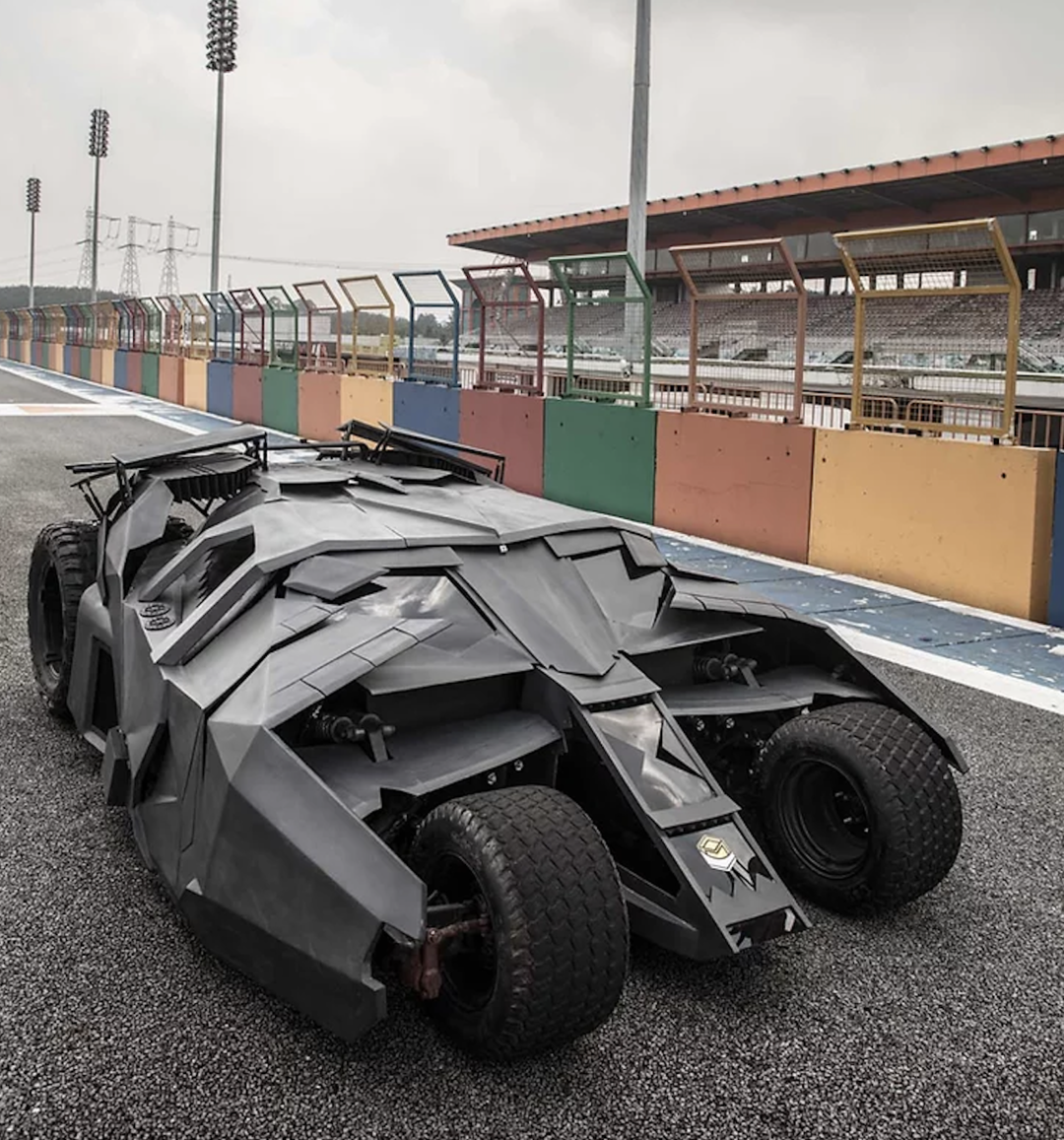 全球首台电动蝙蝠车开放销售！蝙蝠有人想试试么？