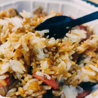 饿了就吃碗自热广味香肠米饭🍚~