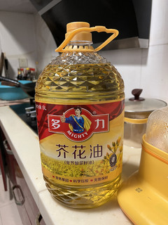 家中食用油的首选芥花油