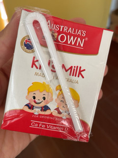 澳牧儿童牛奶