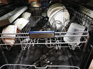 厨房神器：洗碗机
