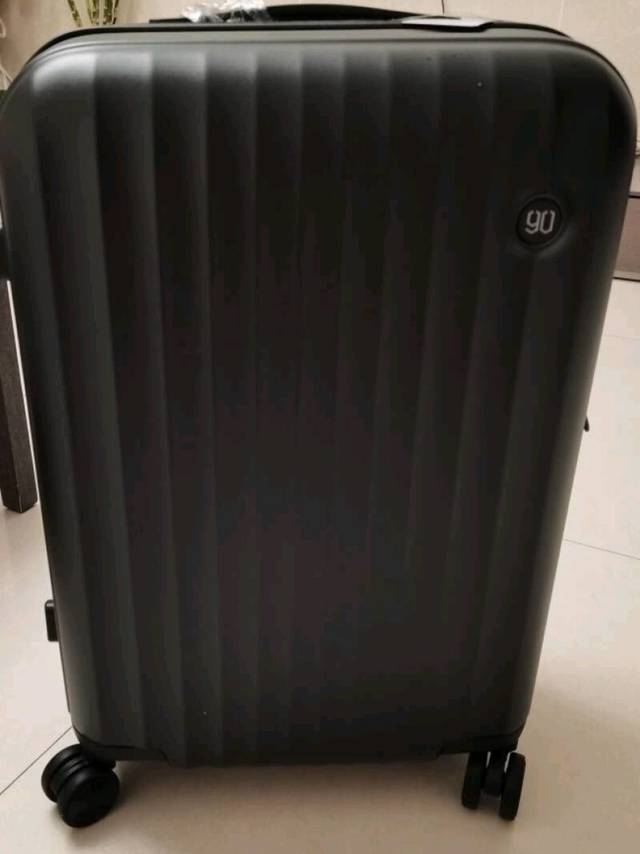 90分艺旅轻行拉杆箱