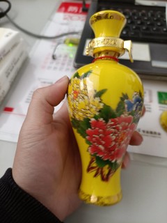 国花瓷小酒