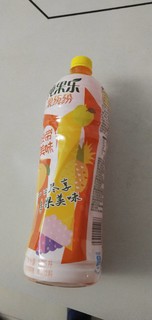 果冰纷热带饮料