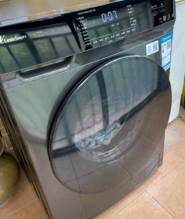 小天鹅洗烘一体滚筒洗衣机