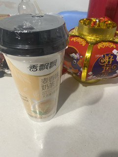 新年焕新，香飘飘奶香味奶茶来一杯