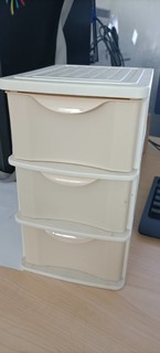 办公室的实用储物盒