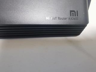 震动市场wifi6路由器小米ax3600