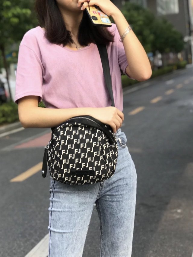 新年焕新指南马克华菲休闲轻便单肩背大容量