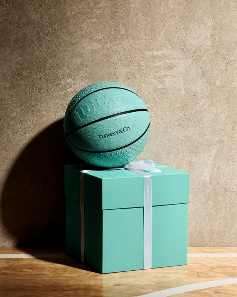 买了Tiffany三千多的篮球能打得过球场老大爷？