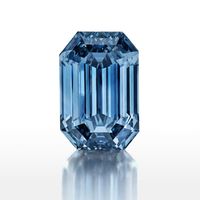 超稀有蓝色钻石你见过吗？15克拉3.1个亿