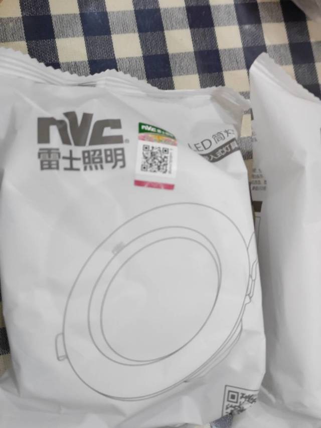 雷士筒灯-性价比超高灯饰