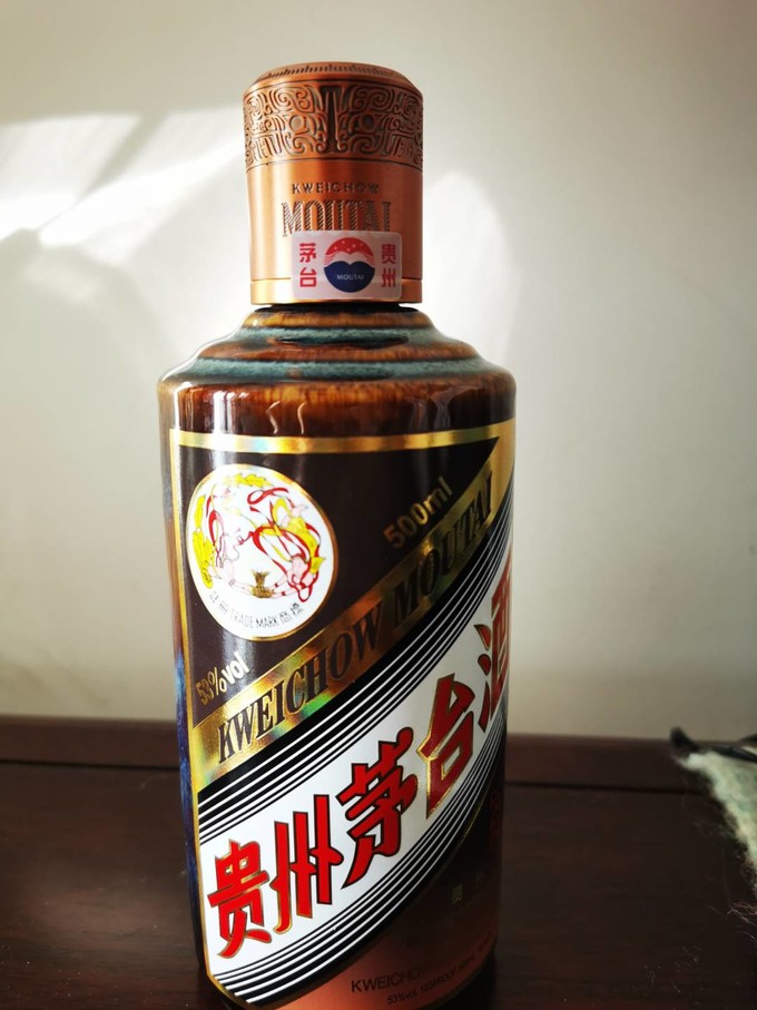 贵州茅台酒彩釉珍品大家族的新宠儿