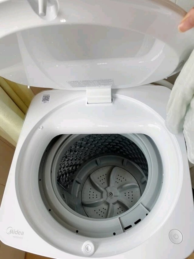 美的迷你洗衣机