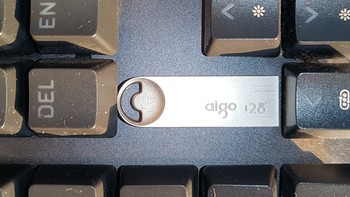 可以装下所有Windows系统- aigo国民好物U312高速128G U盘评测