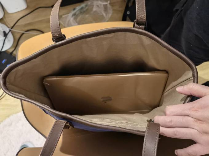 卡骆驰女士手提包