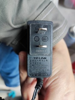 TL-SF1008+交换机，拓展家庭网络