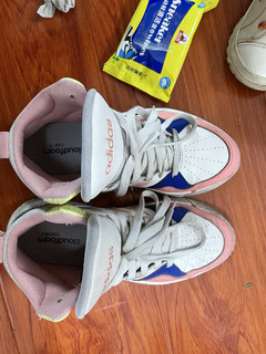 中年阿姨的拯救小白鞋好物分享