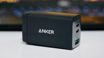 便携随行最佳拍档：Anker安克 65W 氮化镓三口超能充